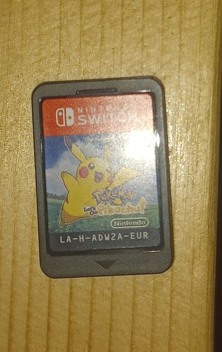 Pokemon let's go pikachu  nintendo switch game
