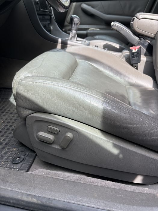 Interior Recaro si sistem audio Bosse