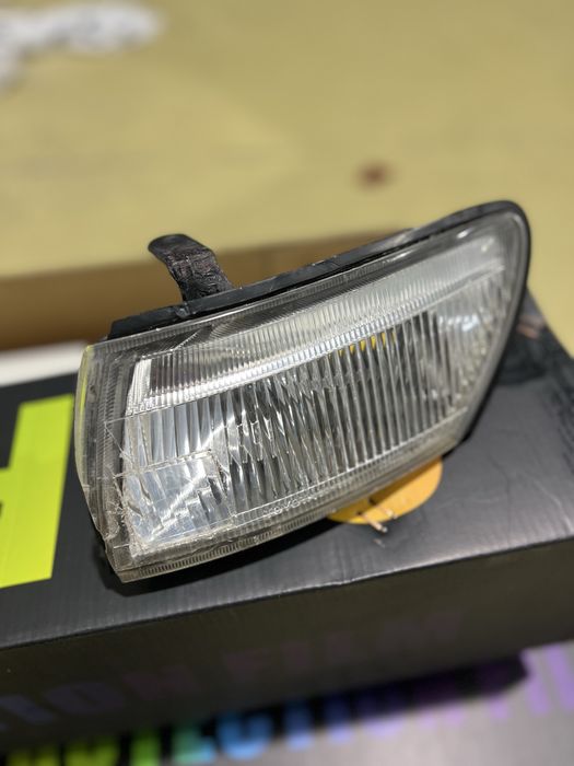 Габарит левый Carina ed.