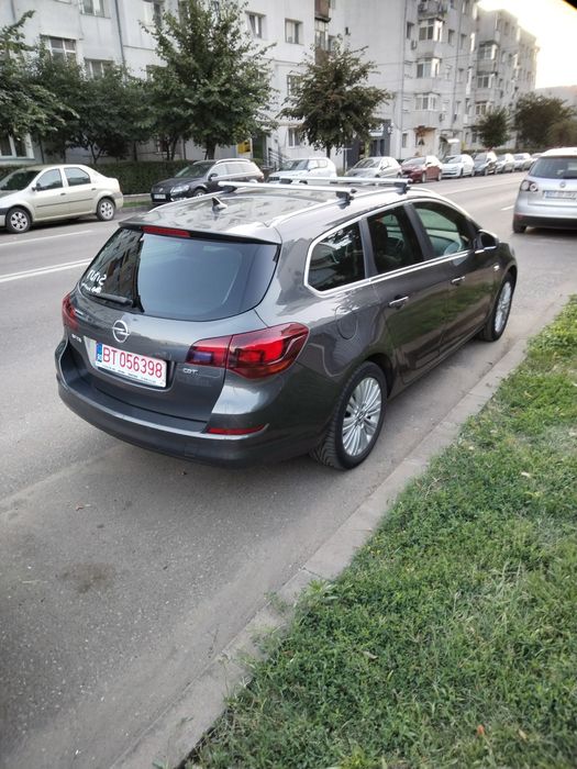 Astra j Tourer 2011