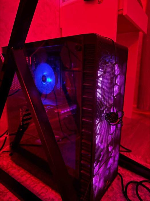 Игровой компьютер в сборе