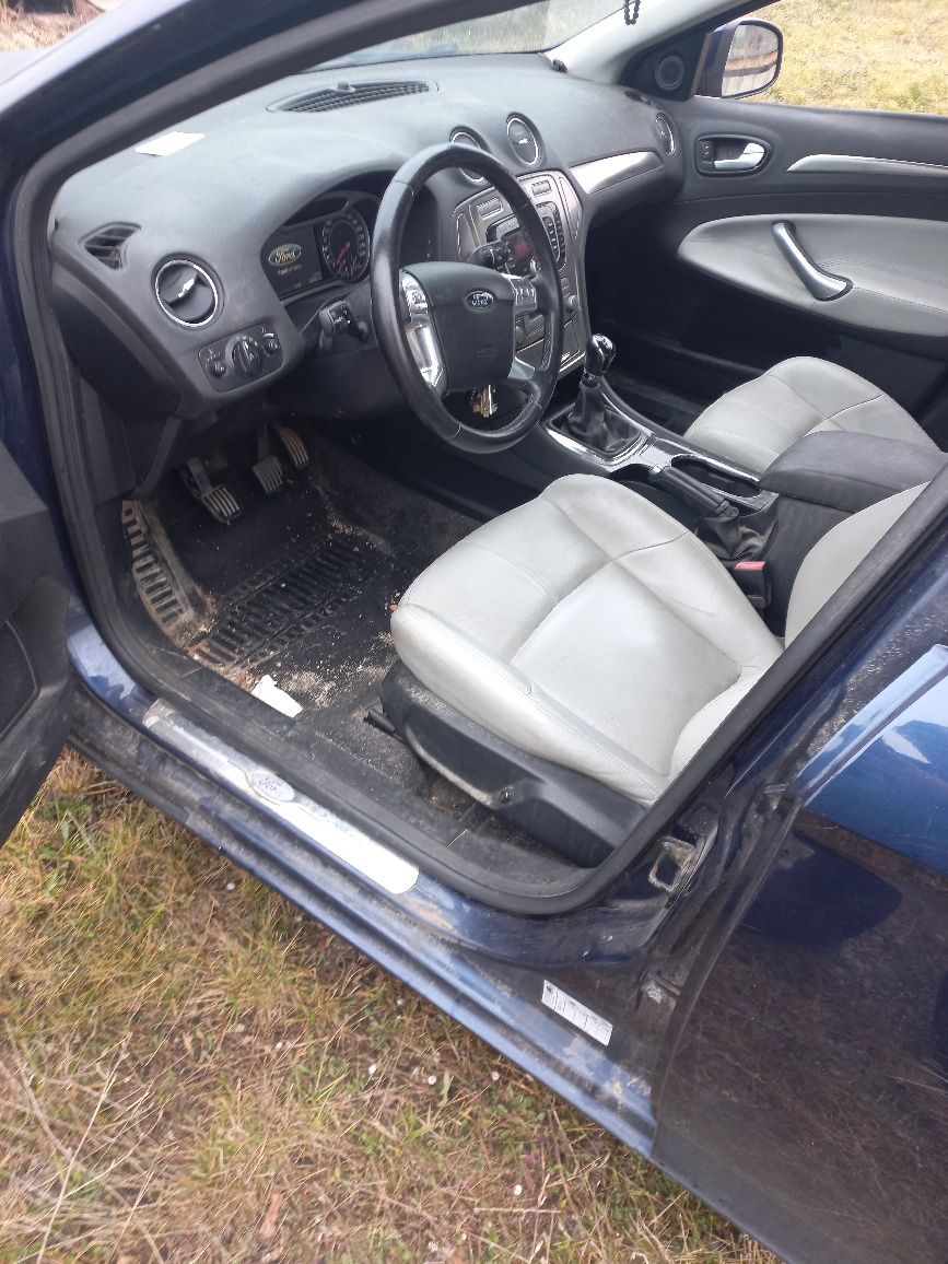 Продавам ford mondeo mk4/ Форд мондео мк4 2.0 бензин НА ЧАСТИ гр. София ...