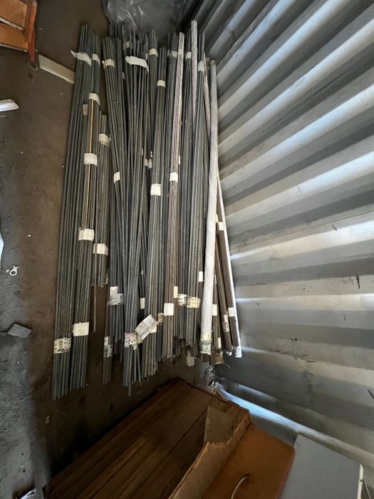 Шпилька резьбовая