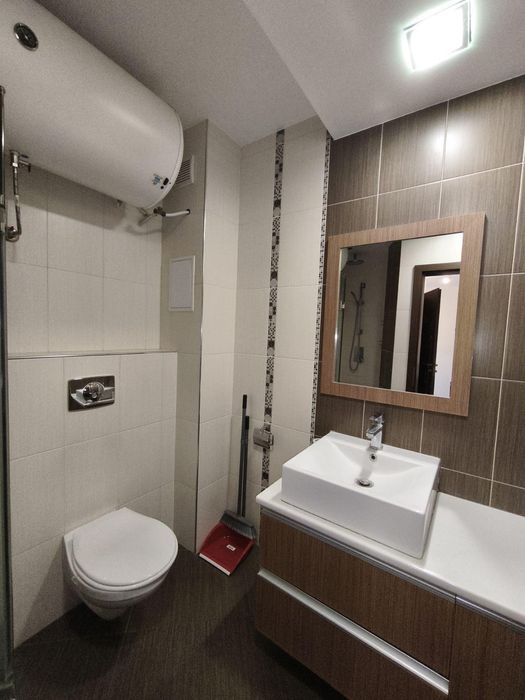 Дава се под наем Тристаен апартамент в Пловдив, Кършияка - 94 кв.м за 600 € - Снимка #10