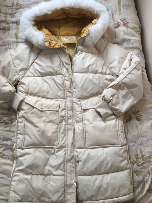 Ayollar qishki kurtkasi