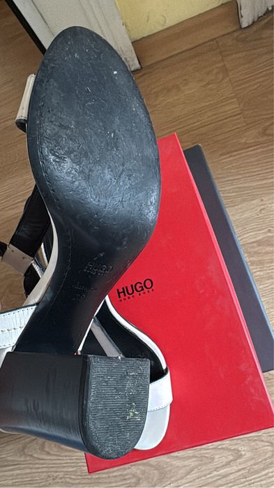 Hugo Boss сандали