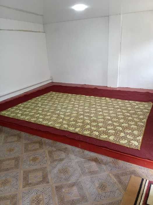 Ippadrom bozor yonidan Ijaraga uy beriladi Narxi telefonda kelishiladi