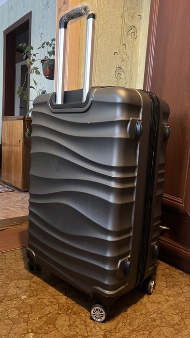 Чемодан на колесах