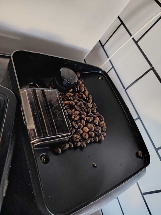 Espressor automat Philips 2300 LatteGO