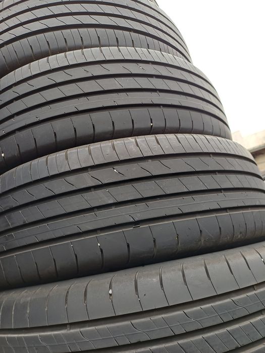 Гуми 215/65/16 Гудиар