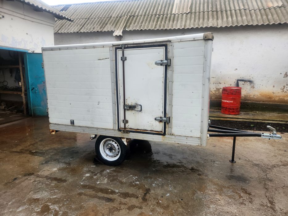 Прицеп сатылады будка