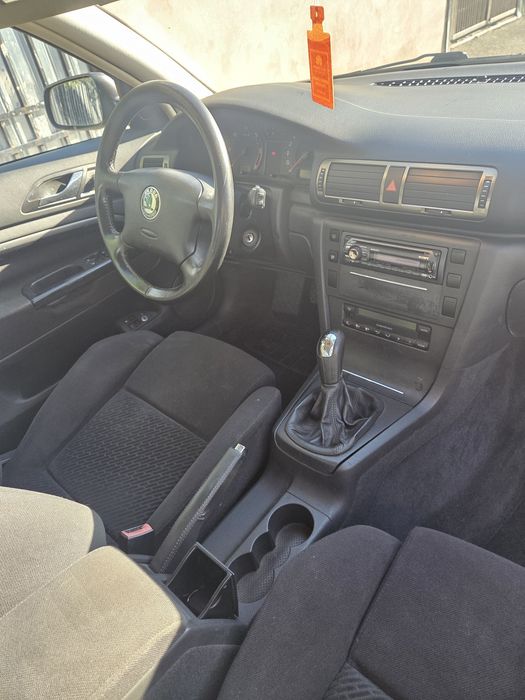 Skoda Superb 1.9 TDI (131 CP) - 137.340 km reali - Vopsea originală