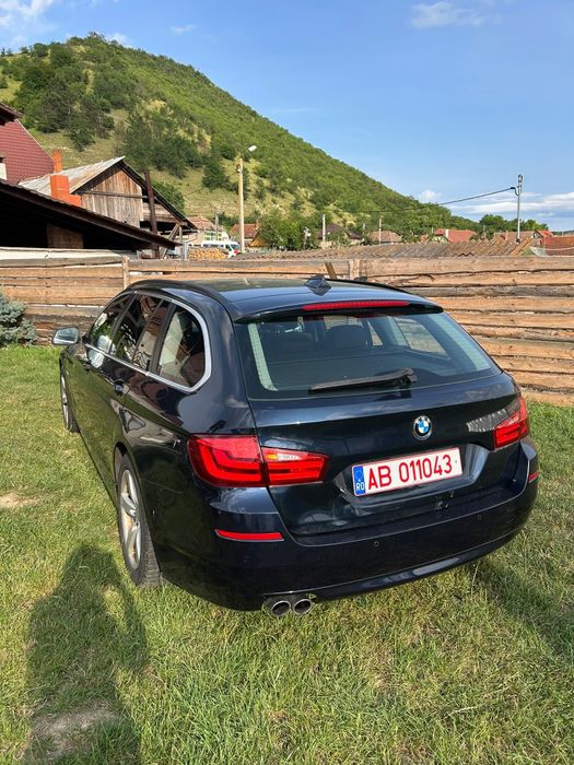 BMW 5 Series 2011 — imagine 4