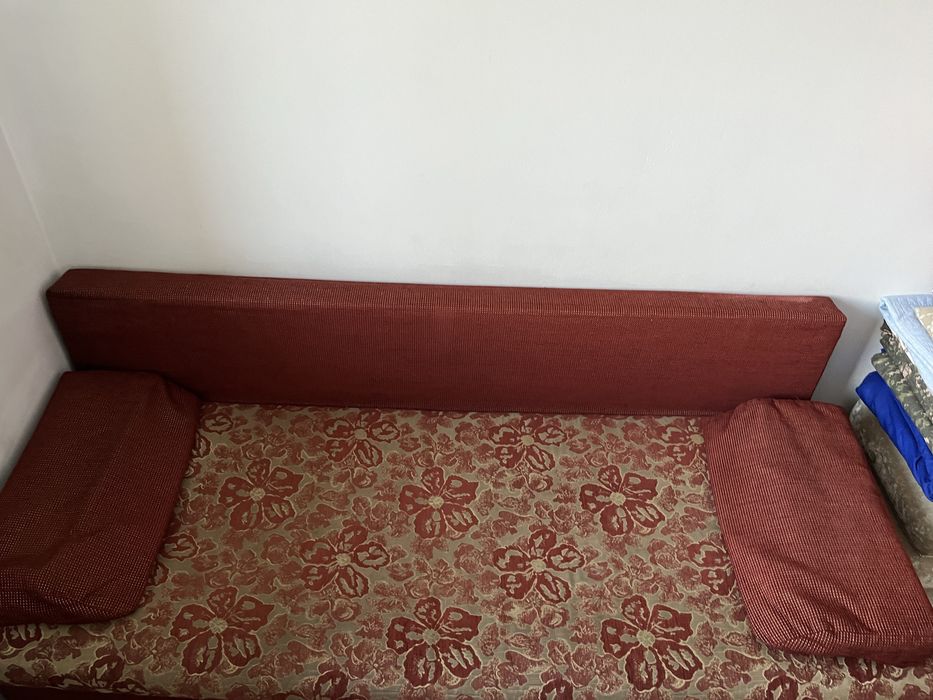 Продам диван книжка