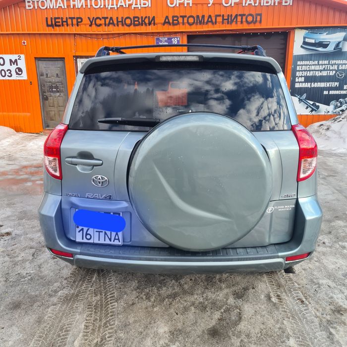 Продам  Тойота Раф-4