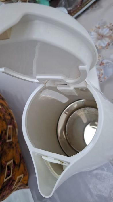 Срочно продам чайник тефал