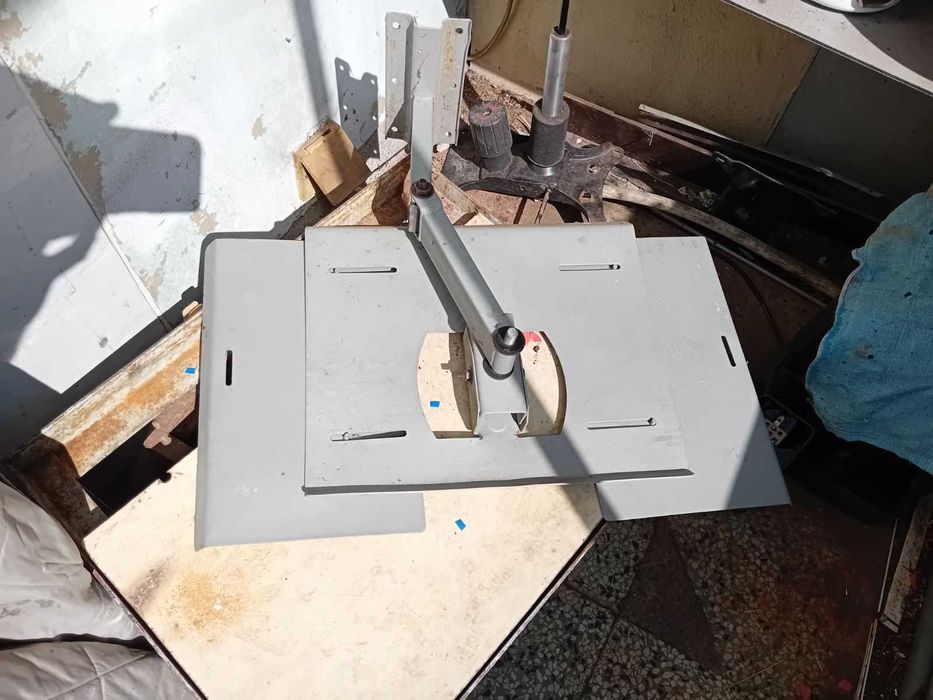 Стойка за телевизор за стена