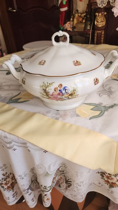 Супница большая красивая