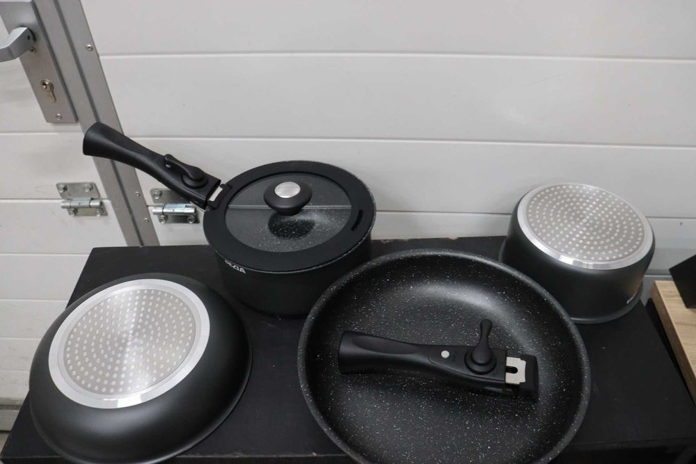 Комплект индукционни съдове за готвене BEZIA 10 части, незал. покритие