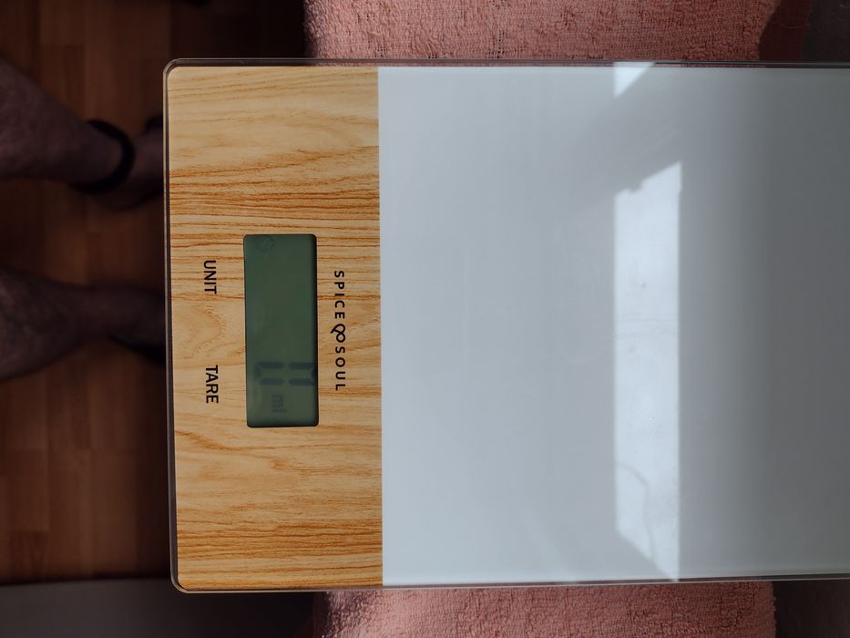 Cîntar bucatarie nou,fara defecte ascunse