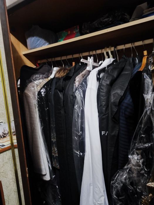 Кровать матрас тумба шифонер