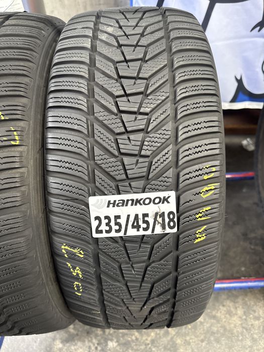 235/45/18 Hankook M+S