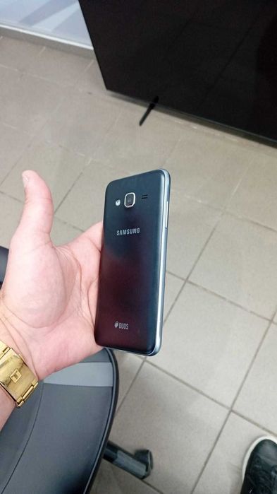 Telefon Samsung Galaxy J3 2016 Impecabil Black Trimit Schimb Pret fix