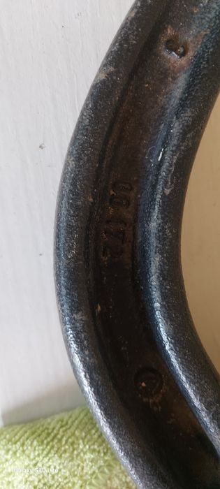 Теглич оригинален Audi  Westfalia 316128 VW Touran BMW 5 F11