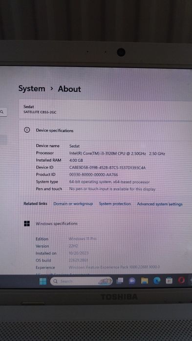 Toshiba лаптоп 15 inch