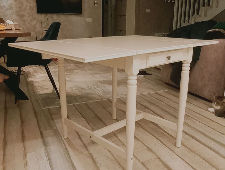 Masa rabatabilă mică Ikea