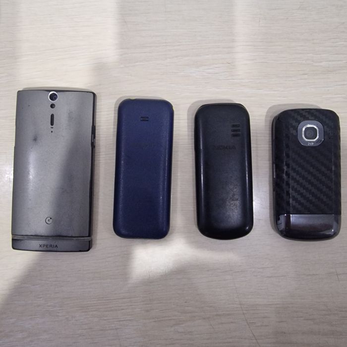 Продам телефоны для связи.