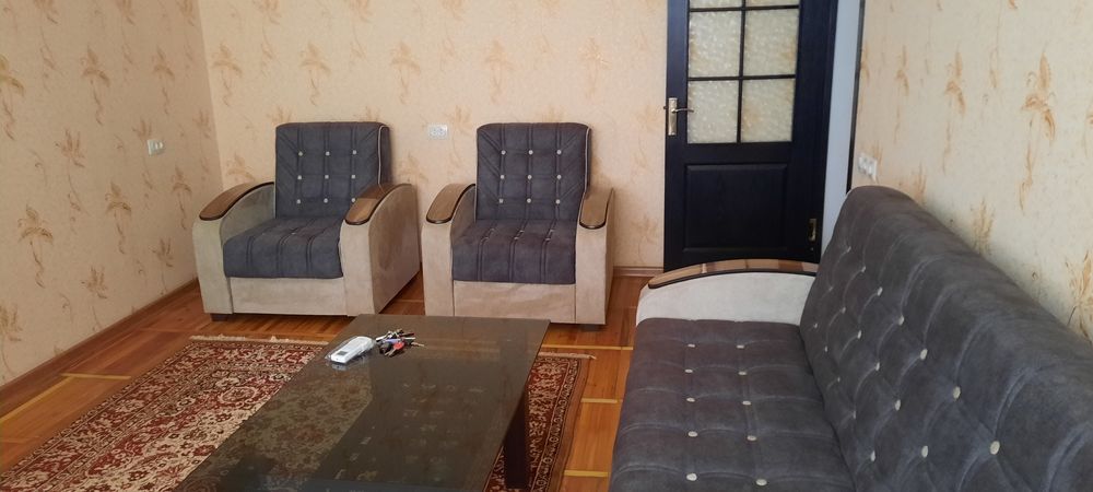 Узимни 4 хонали уйимни ижарага бераман 4/4/4. Хамма мебель техника бор