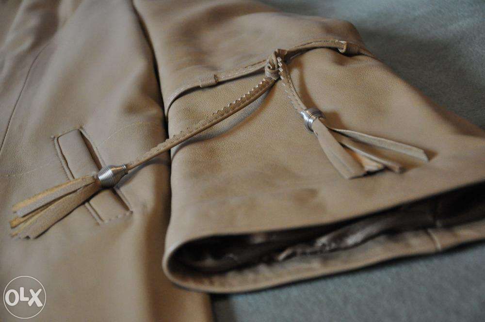 Pardesiu de dama, din piele