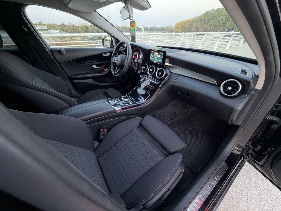 Mercedes C 200 automat 2021
