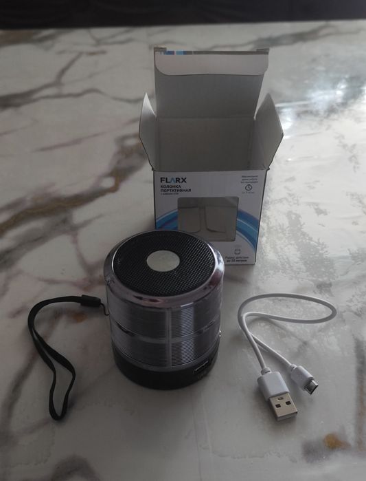 Продаю Bluetooth колонку