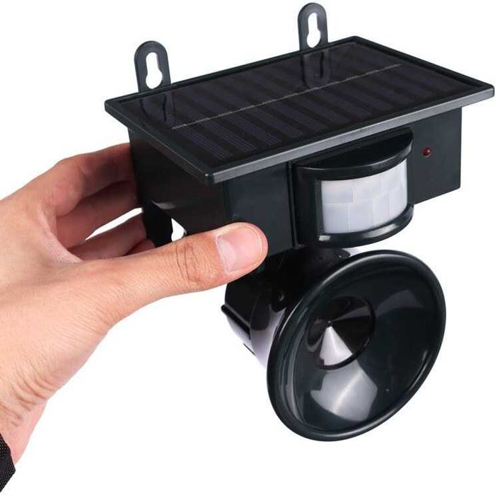Aparat solar anti animale – cu senzor de mișcare și ultrasunete