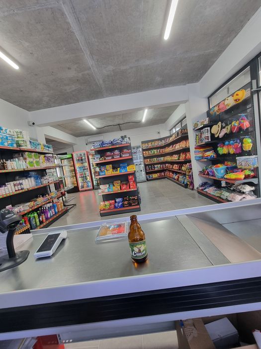 Spatiu comercial de vanzare Mamaia Nord la 90 m de promenada