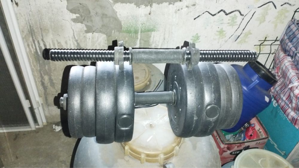 2 Gantere + aparat pentru abdomene vitalmaxx