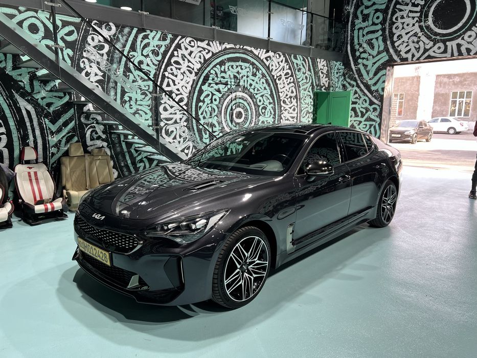 Продам свою Kia Stinger 3.3 Twin Turbo