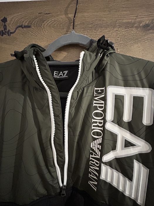 Geaca Emporio Armani (negociabil)