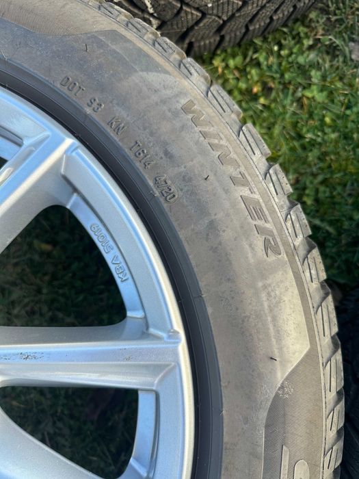 Roti/Jante BMW X1,X2(F48,F39) pe 17 cu cauciuc de iarna 205/60/17 2024