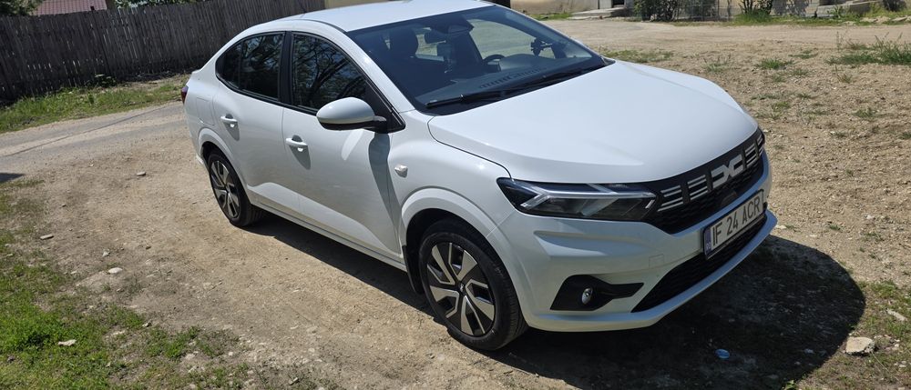 Vand Dacia Logan 2025 cu doar 14000 de km