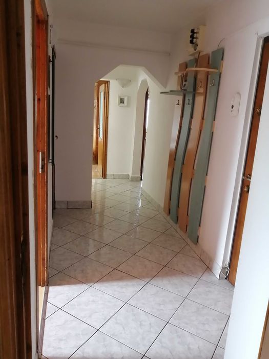 Apartament 3 camere zona Traian