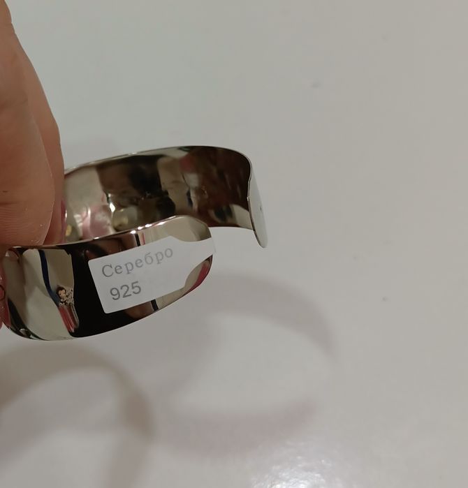 Продам браслет новый