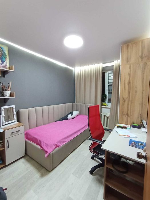 4х ком. 50 лет Октября 40