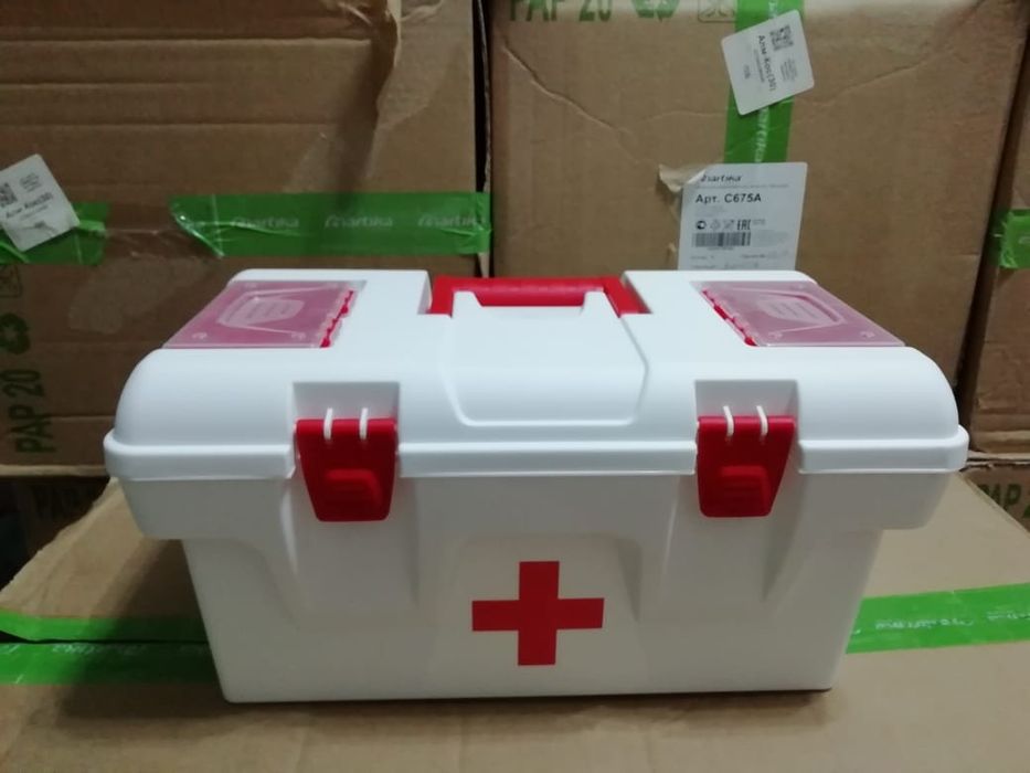 Аптечка 40х24х21 см