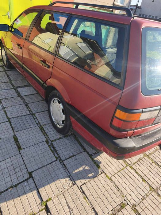 Продавам Пасат 2 комби с теглич