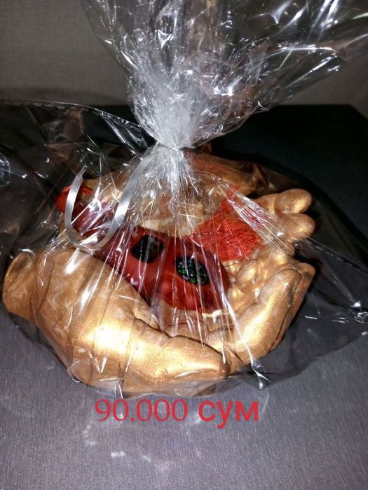 Suviner lar qolda ganchdan tayyorlangan