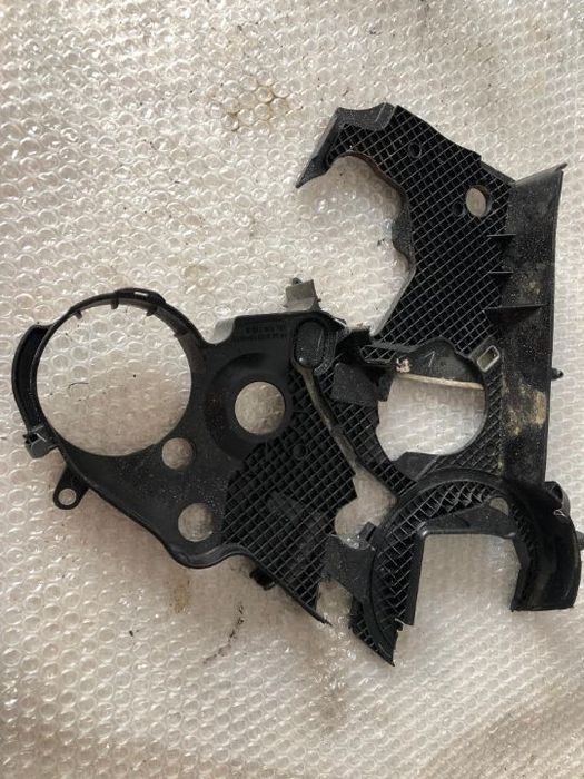 capac sub distributie audi a3 8p 1.6 tdi 2.0 tdi