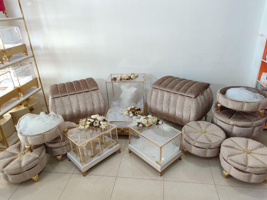 Zamonaviy oynali sarpo qutilari . Toʻy aksesuarlari